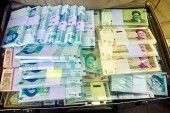 بازندگان اصلی کاهش ارزش ریال ؛ راه چاره چیست؟