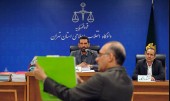 روزنامه جمهوری اسلامی: در پرونده پتروشیمی، ۸ مدیر دولت احمدی نژاد حضور دارند / در چهره متهمان، ذره ای ترس و پشیمانی وجود ندارد