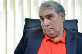 انتقاد چهره های شناخته شده از محدودیت زایی برای بازار سهام