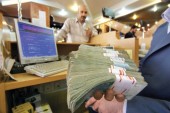 مدیرعامل بانک ملی: مدیریت «وبانک» را واگذار می کنیم/ تاکنون ١٠٨ هزار میلیارد ریال از اموال و املاک خود را فروخته‌ایم