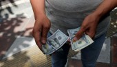 دو تاثیر تغییر سیاست های ارزی بر بورس