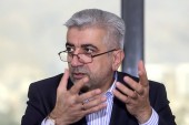 وزیر نیرو: مصرف کنندگان پنج مگاوات و بالاتر، برق شان را از بورس انرژی تامین کنند