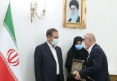 انتخاب گروه صنعتی و پژوهشی زر به عنوان واحد تولیدی نمونه کشور 