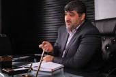 نماینده مجلس: می‌خواستیم بورس را به صورت بادکنکی بکشیم بالا/ بورس در حیطه تصمیم گیری نهادهای امنیتی مثل شورای عالی امنیت ملی قرار گرفته است