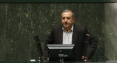 نماینده مجلس: قبل از اصلاح ساختار بورس باید با مسببان وضعیت فعلی این بازار برخورد شود