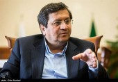 همتی: بانک‌ ها به قوانین مبارزه با پولشویی پایبند باشند