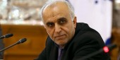 دژپسند: ٩٠٠ واگذاری داشتیم ولی با چند مورد القا می‌کنند که کل واگذاری‌ها به افراد فاسد بوده