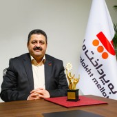 تجلیل از مدیرعامل شرکت به‌پرداخت ملت در جشنواره «کارآفرینان و مدیران اشتغالزای کشور»