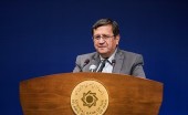 درخواست همتی از بانک ها : به نرخ های مصوب شورای پول و اعتبار پایبند باشید