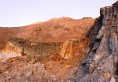 صدور جواز تاسیس کارخانه‌ ی طلای تفتان