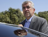 واکنش وزارت نیرو به شایعات: اردکانیان هرگز حتی برای یک شب در هیچ یک از ۲ شعبه هتل اسپیناس اقامت نداشته / او همراه خانواده در منزل شخصی در تهران سکونت دارد