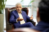رئیس هیئت مدیره بانک دی: بانک‌ها به محل تأمین کسری بودجه دولت تبدیل شده‌اند